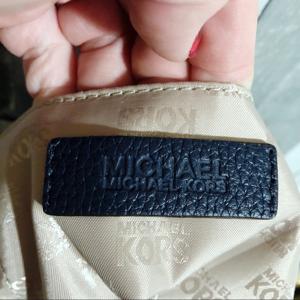 Michael Kors | frances XL navy crossbody bag - Picture 7 of 8